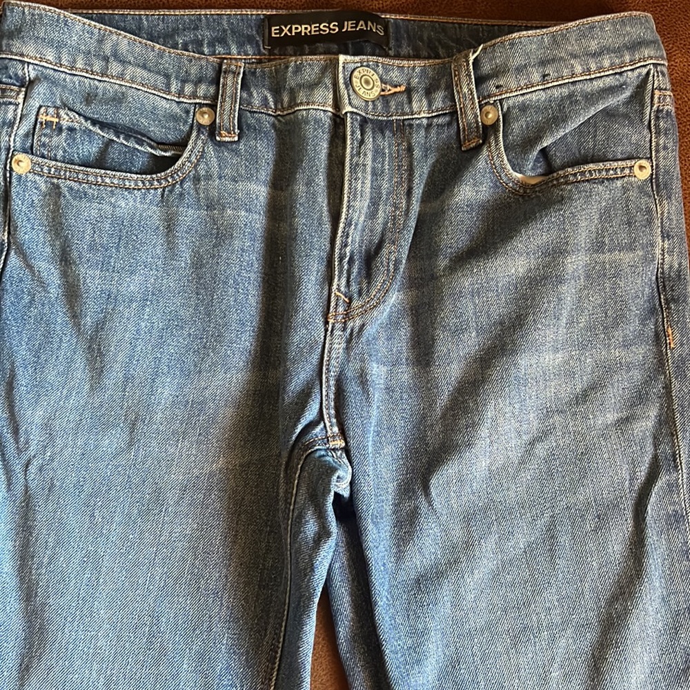 Express Girlfriend Step-Up Jeans - Picture 5 of 16